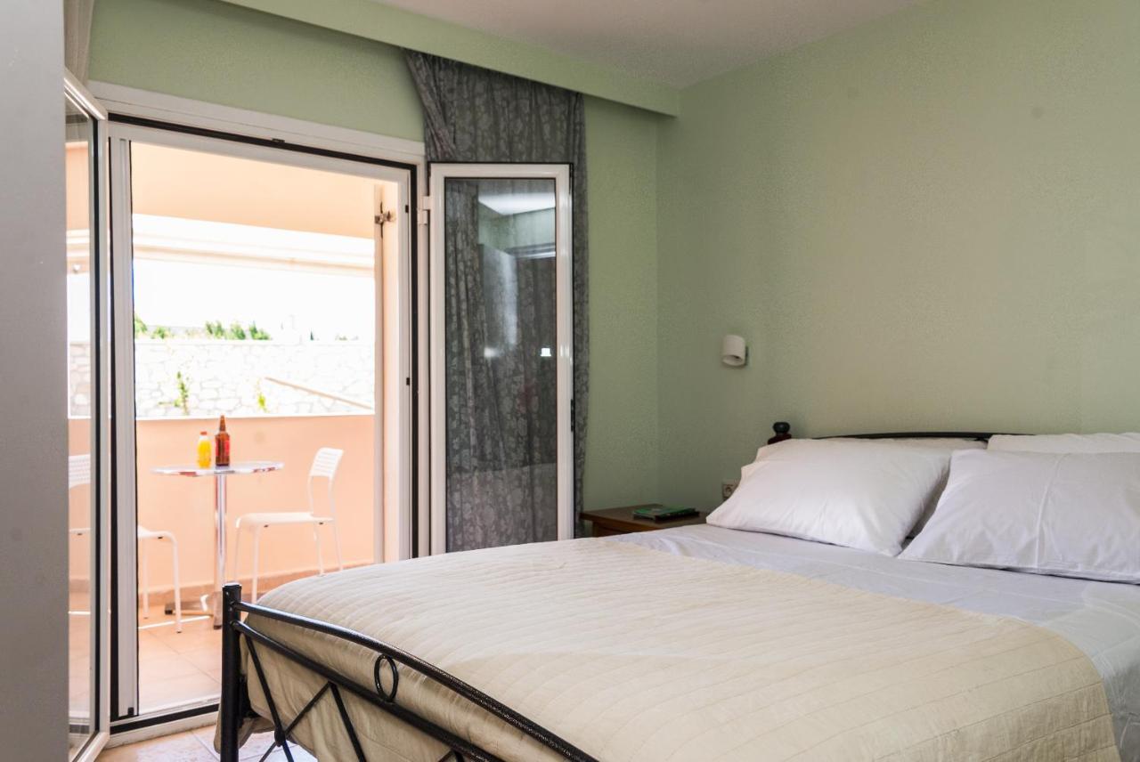 Avyssos Residents Aparthotel Kalamáki Kültér fotó