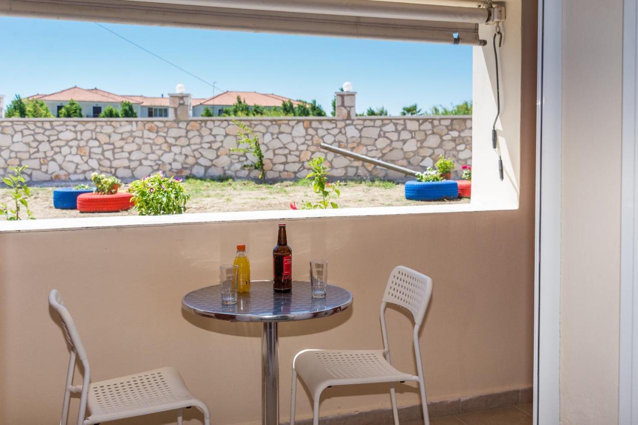 Avyssos Residents Aparthotel Kalamáki Kültér fotó